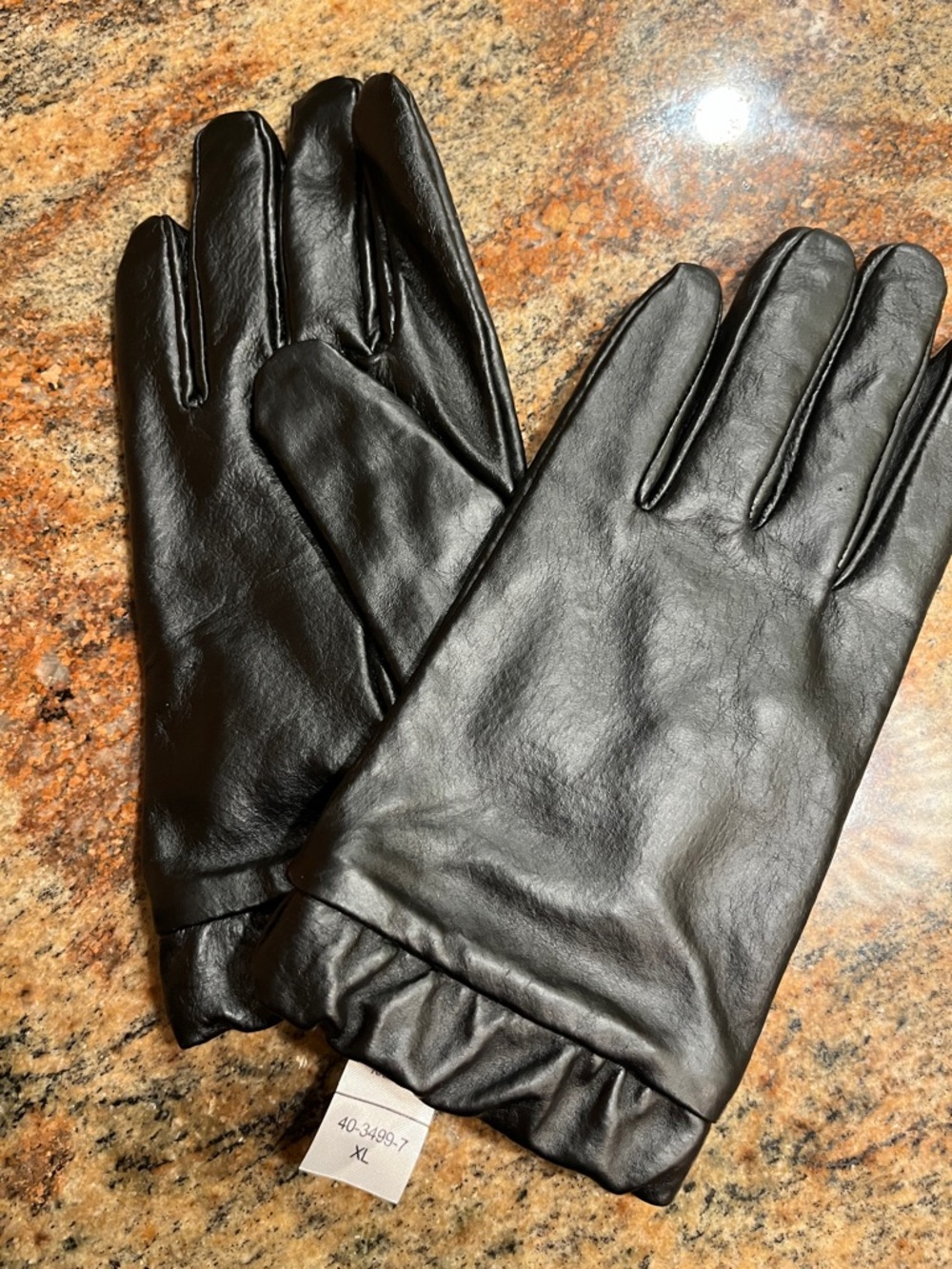 Classic Black Leather Men’s Gloves